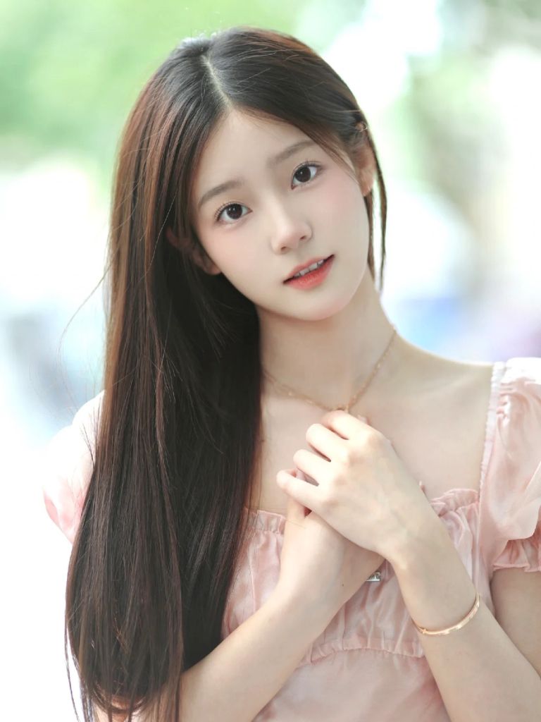 武汉外围极品清纯温柔美少女