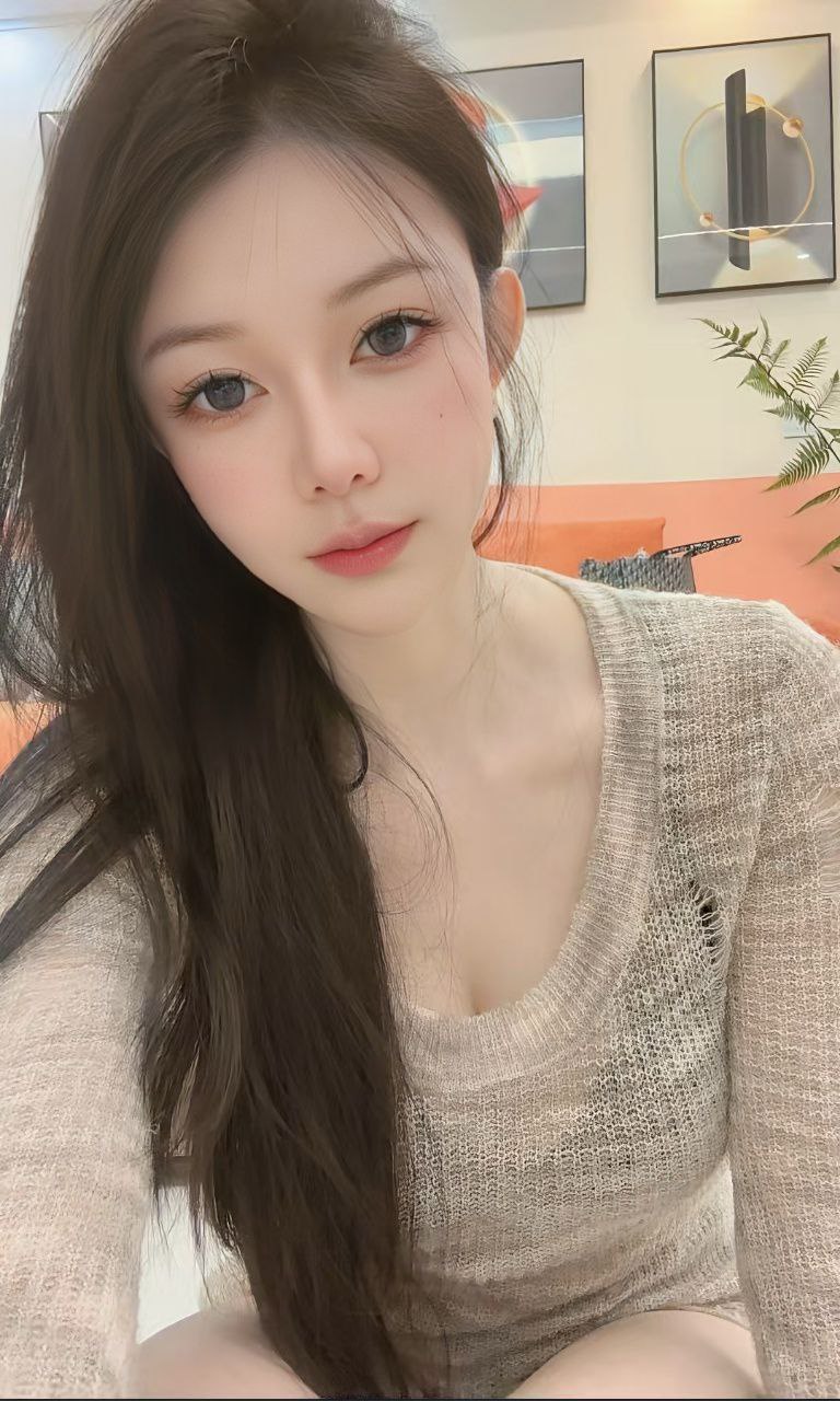昆明外围 圈外好友兼职 02年初恋脸 乖巧听话