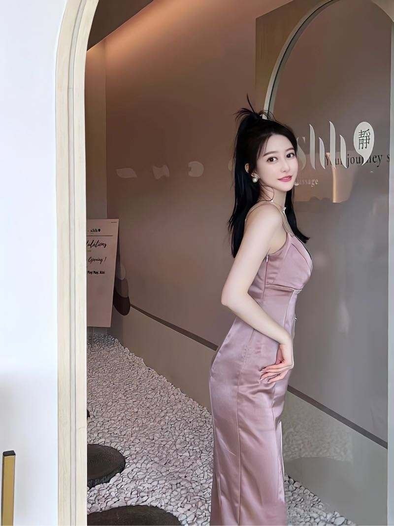 大连外围 178气质女神 A4腰完美曲线