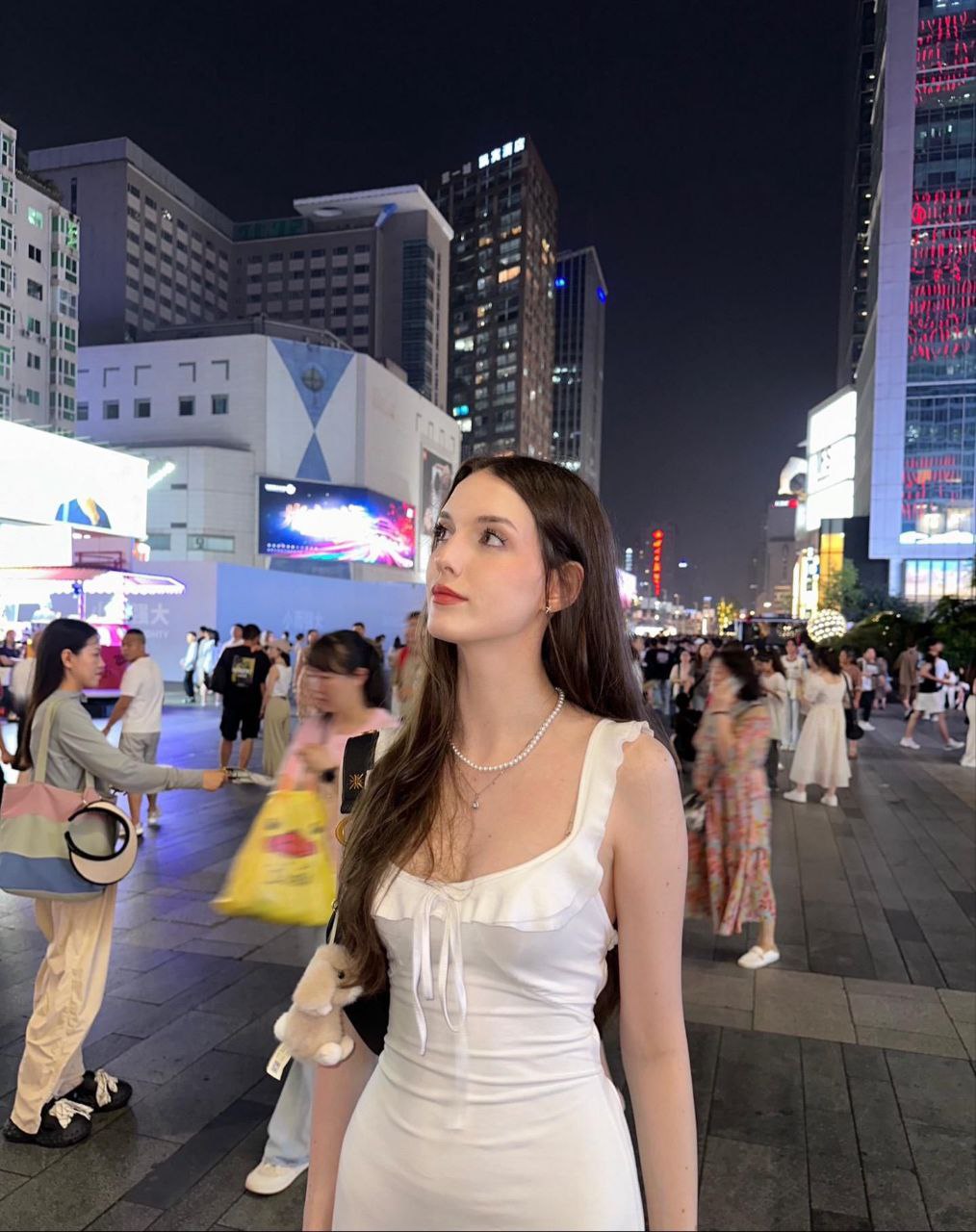 广州洋酒 俄罗斯165C性感梨形身材