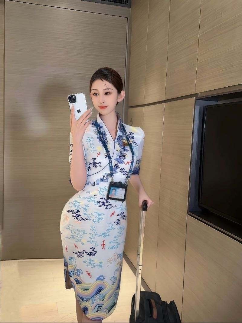 杭州外围 上城区海航空姐 天然无整 极品一线天吗服务达人